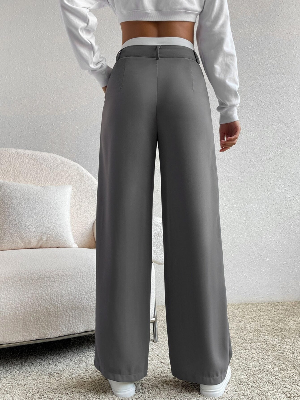 Calça Feminina Pantalona Cinza com Branco