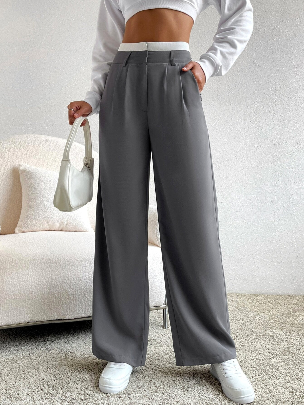 Calça Feminina Pantalona Cinza com Branco