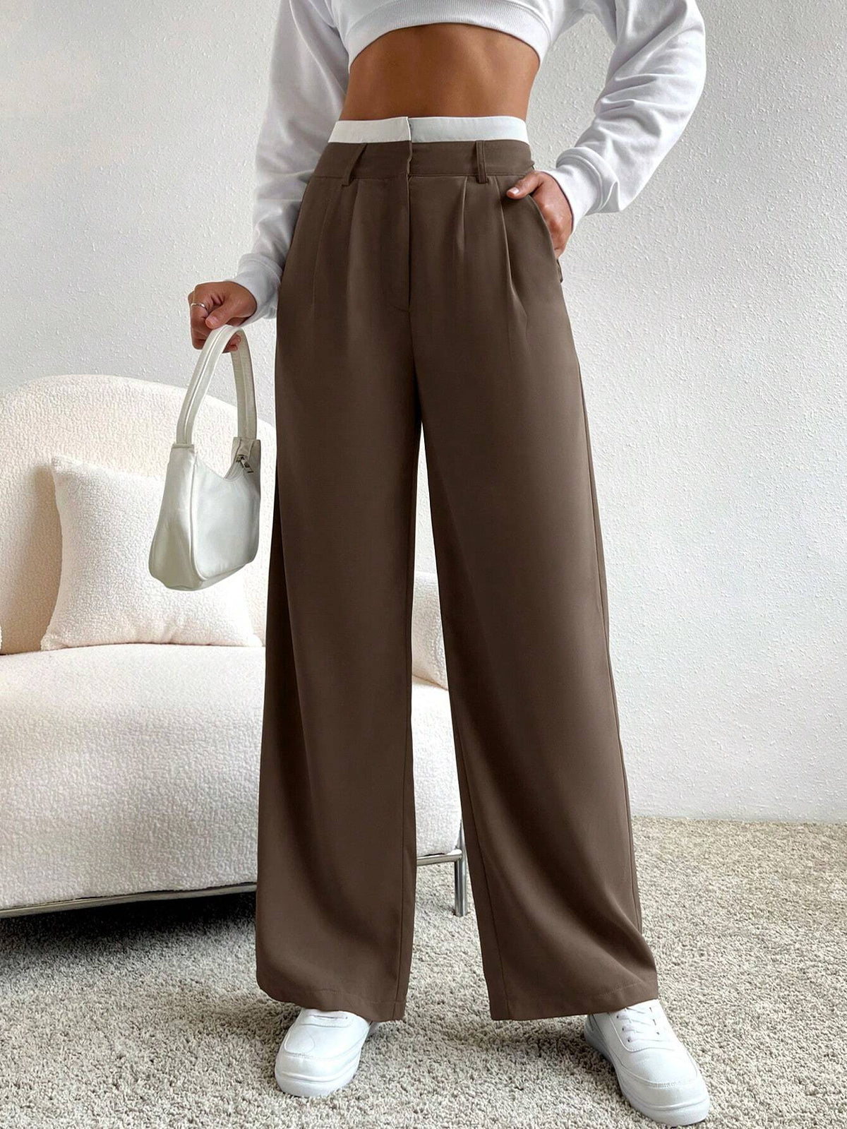 Calça Feminina Pantalona Marrom com Branco