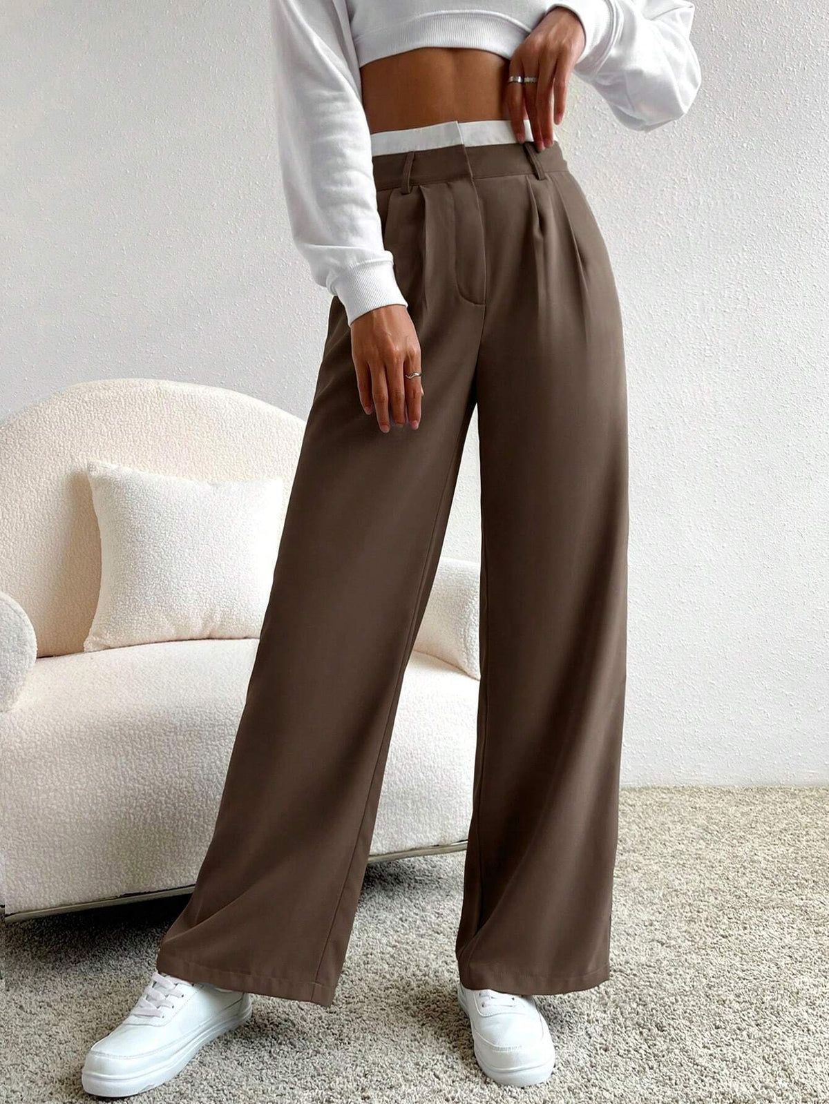 Calça Feminina Pantalona Marrom com Branco