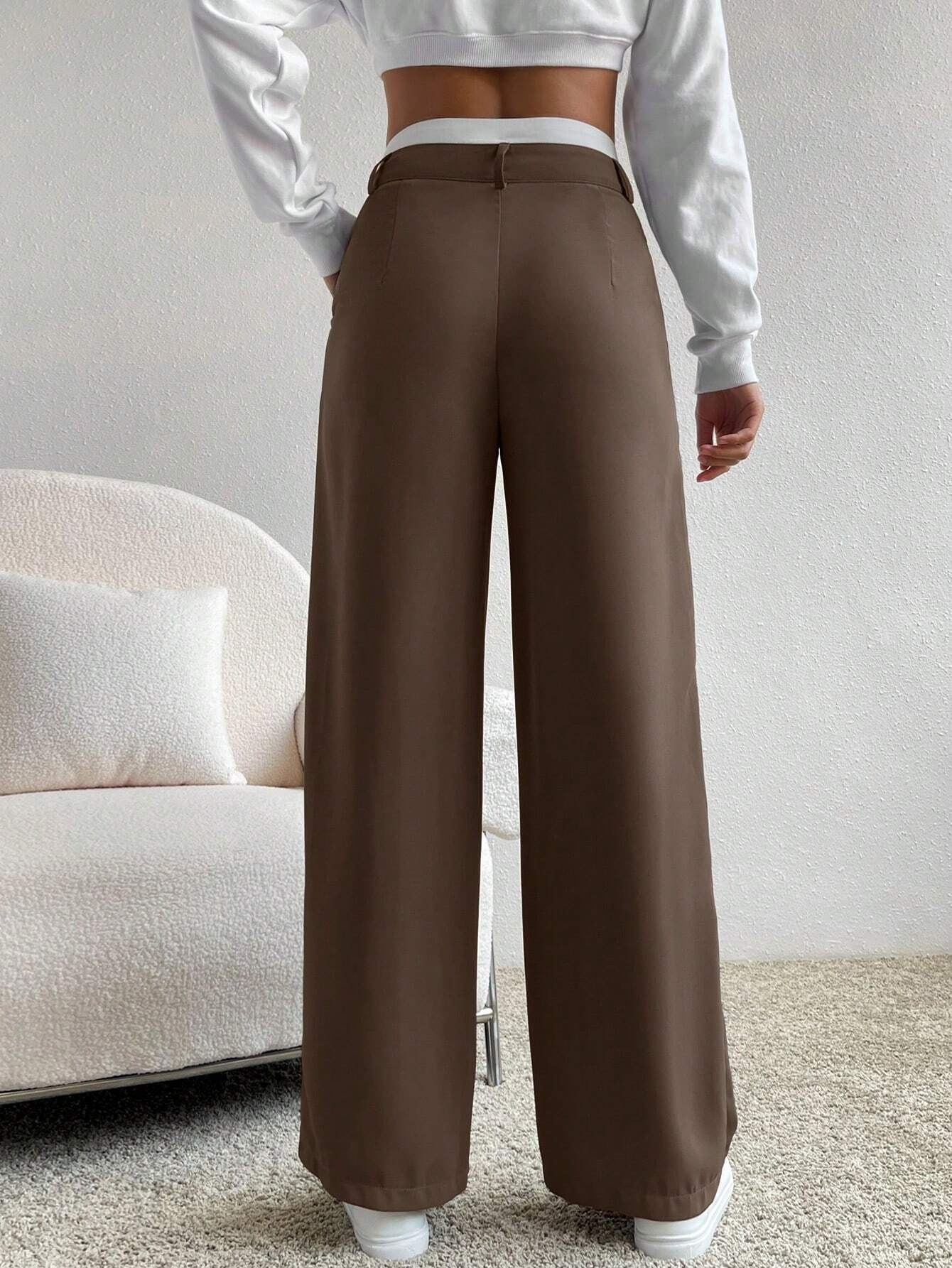 Calça Feminina Pantalona Marrom com Branco