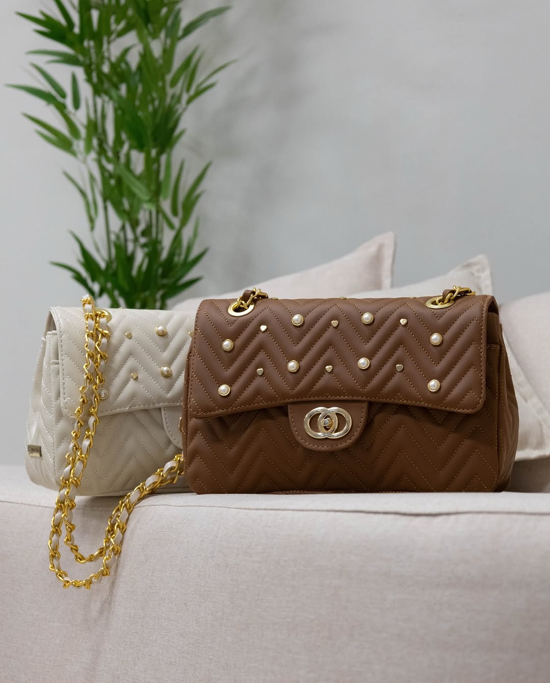 Bolsa Tiracolo Matelassê Pérola