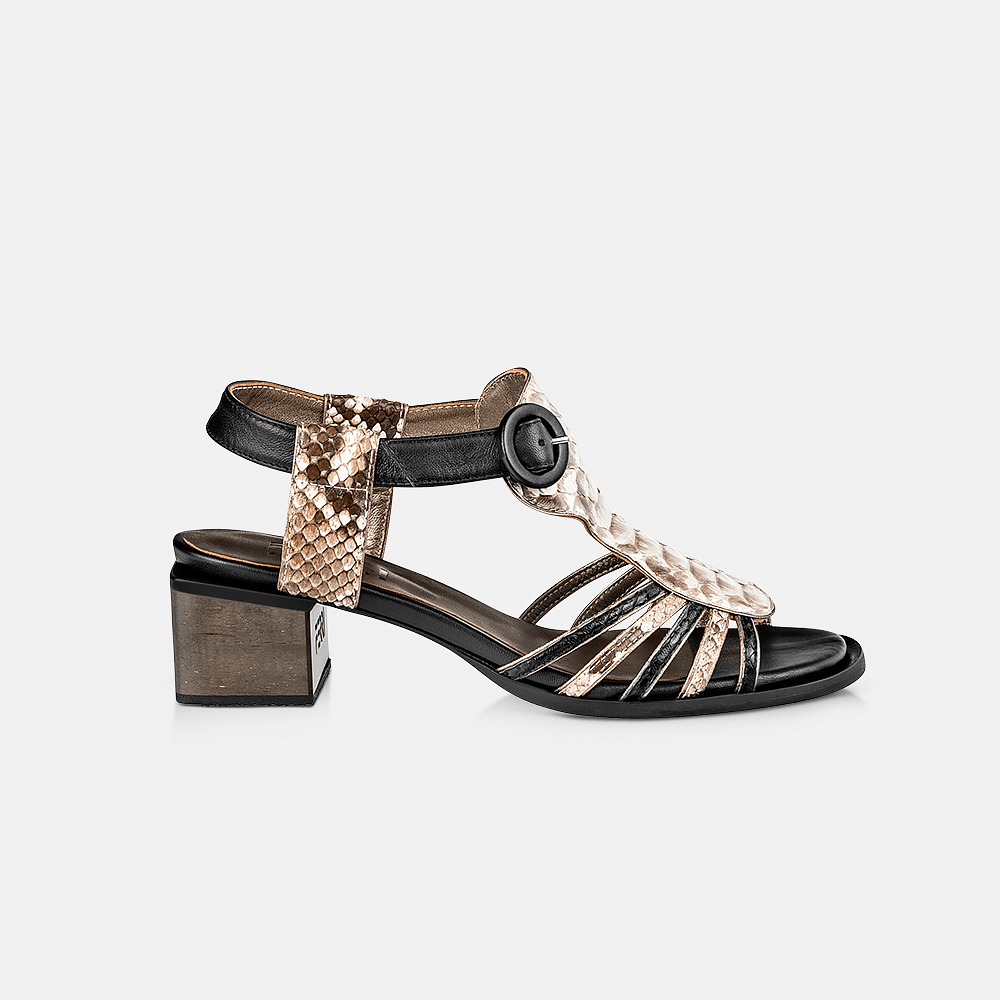 Sandália Python