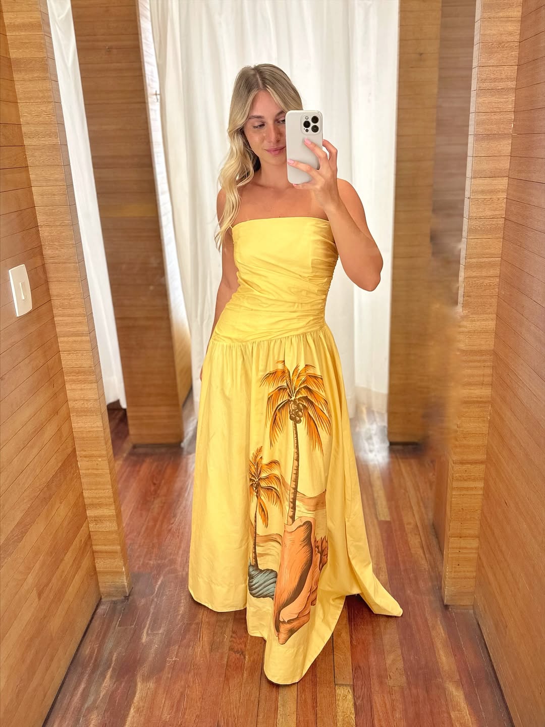 Vestido Longo Amarelo Estampa Tropical