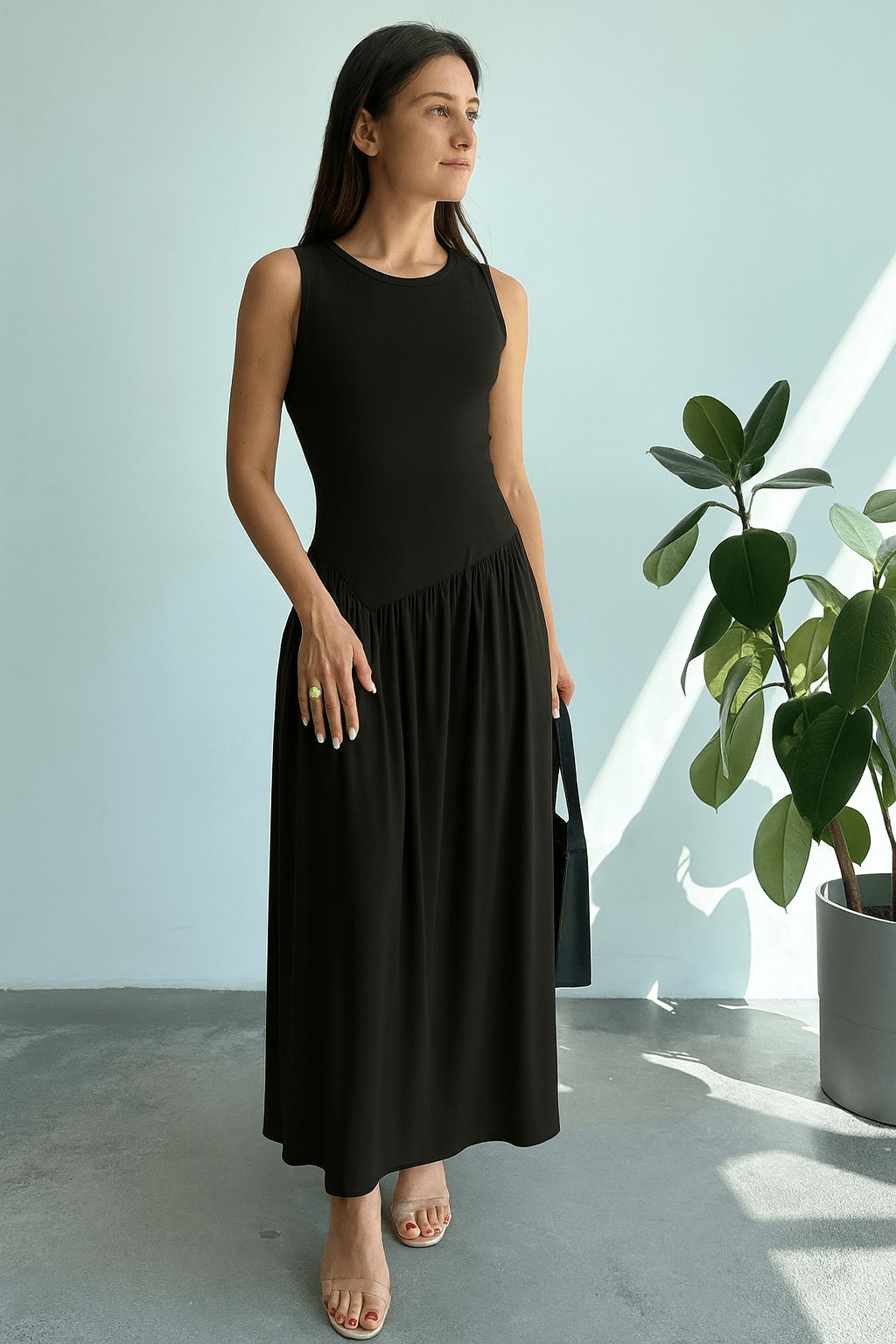 Vestido Meline Longo Cintura Franzida Minimalista Preto