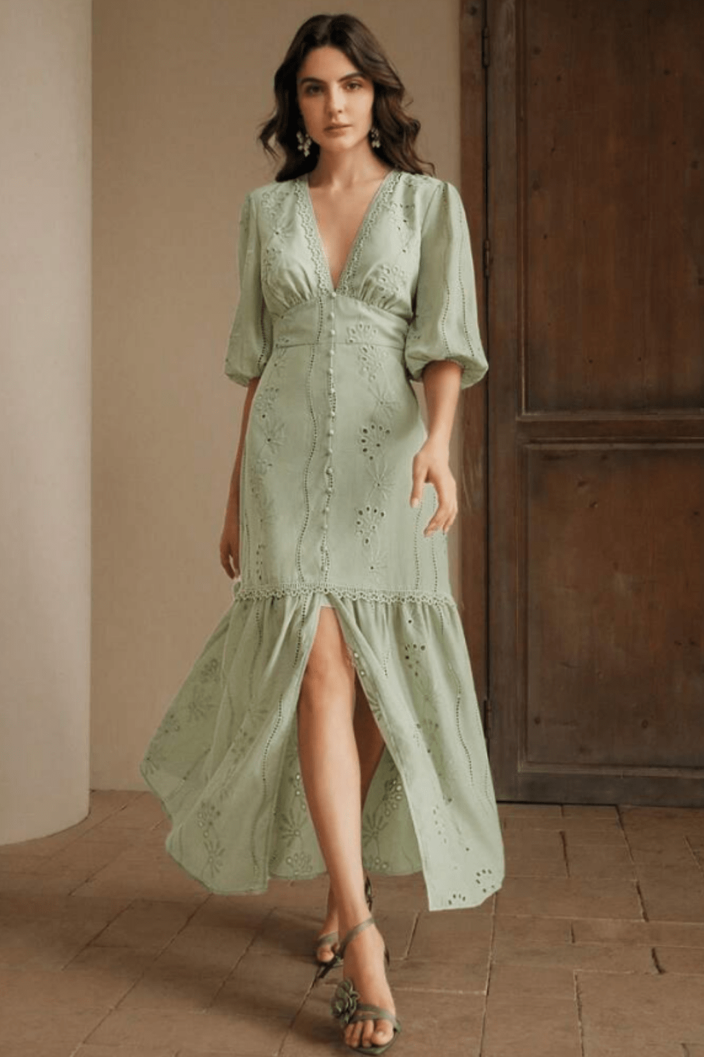 Vestido Verde Longo Com Renda Decote em V