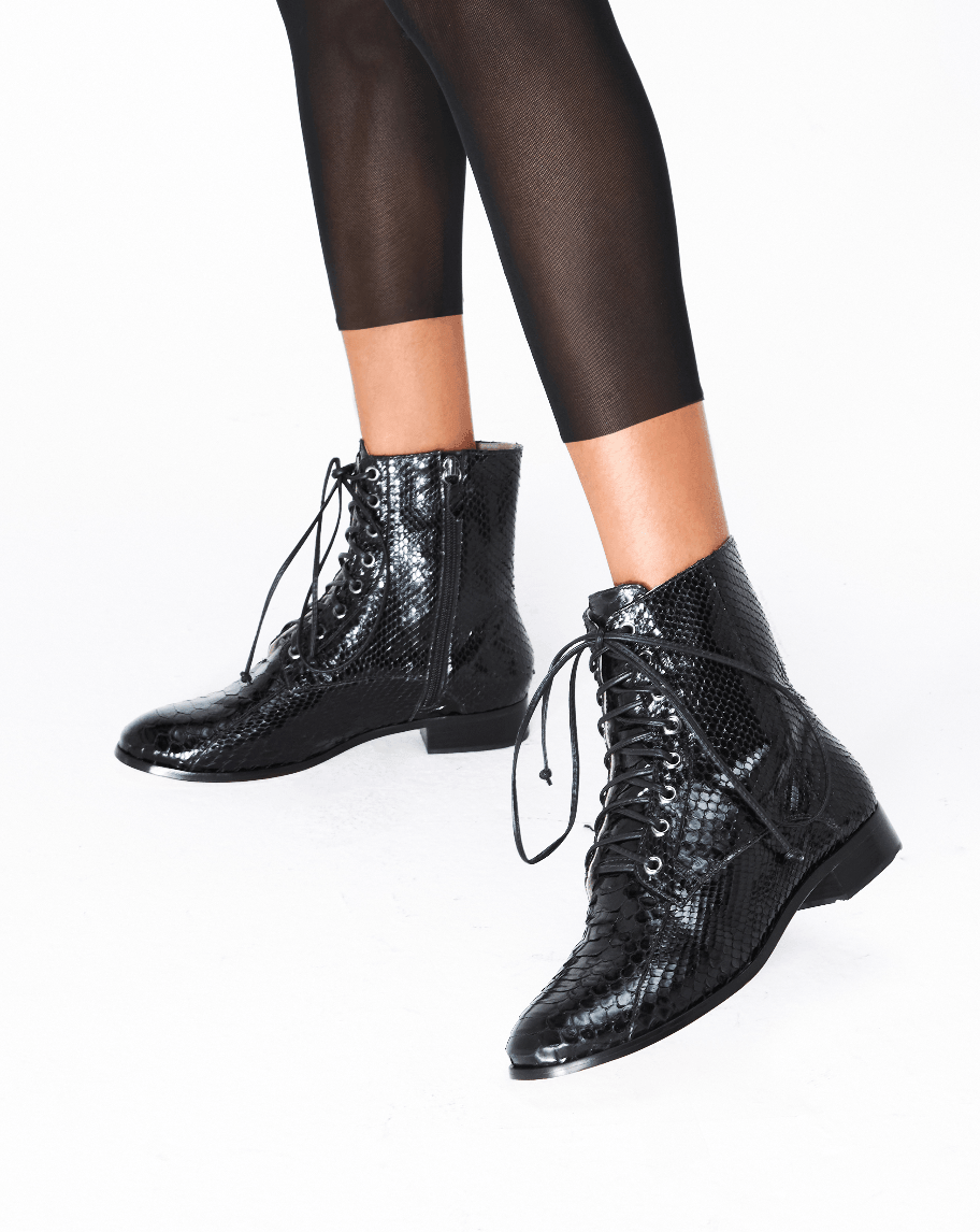 Bota Sofisticada Python