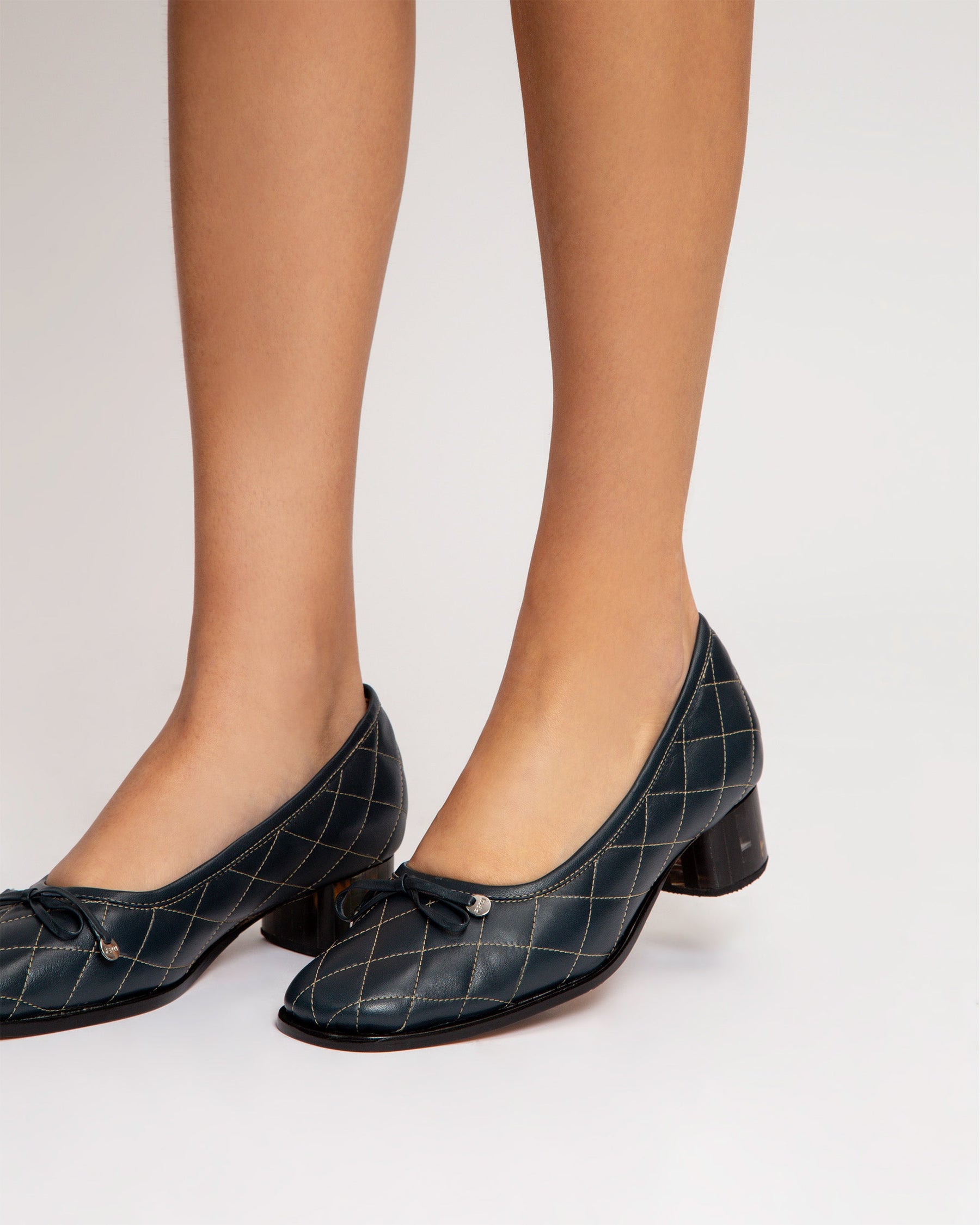 Scarpin Clássico Azul Marinho