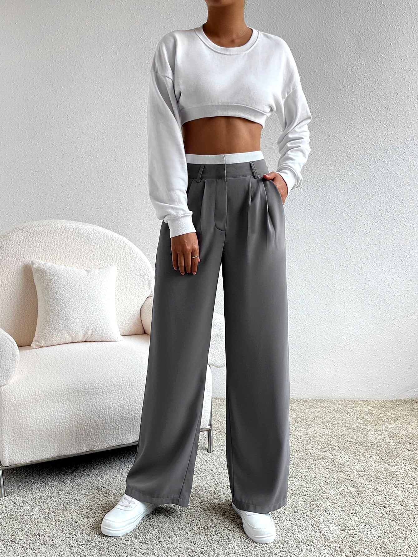 Calça Feminina Pantalona Cinza com Branco