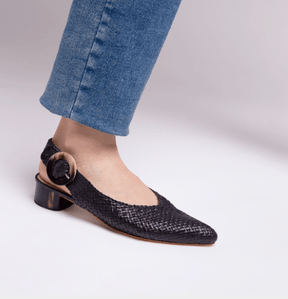 Sapato Bico Fino Tressê