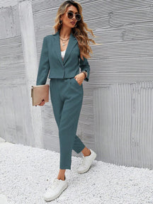 Conjunto Feminino Azul Cadete Alfaiataria