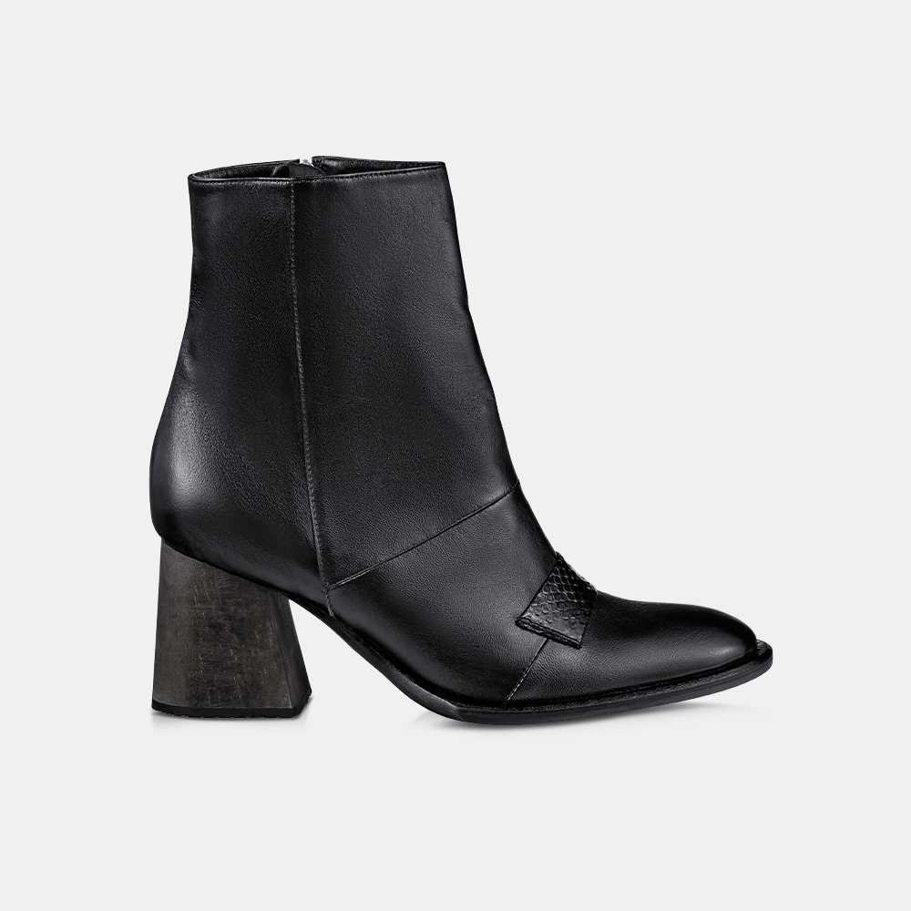 Bota Salto Alto Couro Preto Python