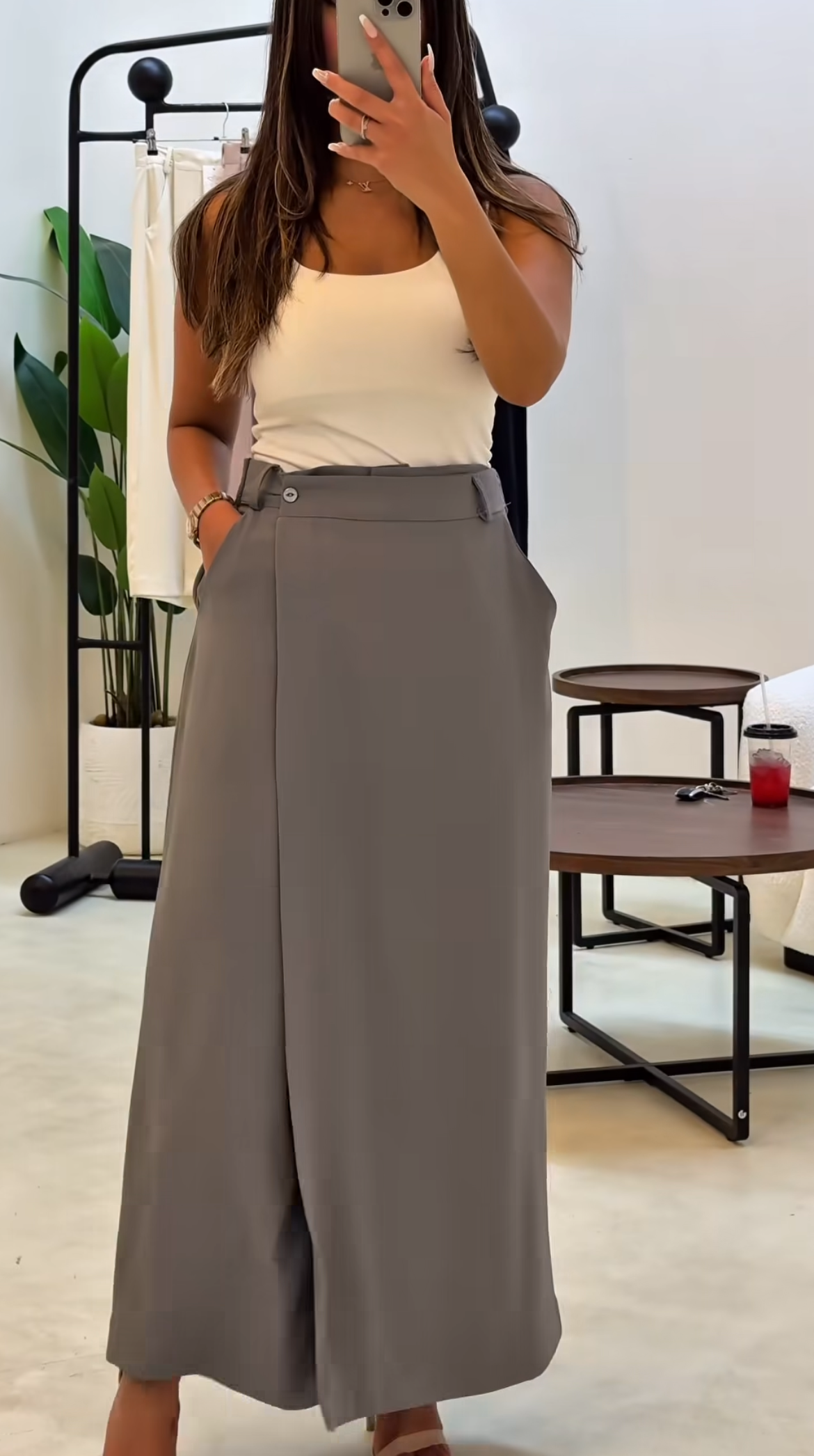 Calça com Saia Sobreposta Alfaiatada