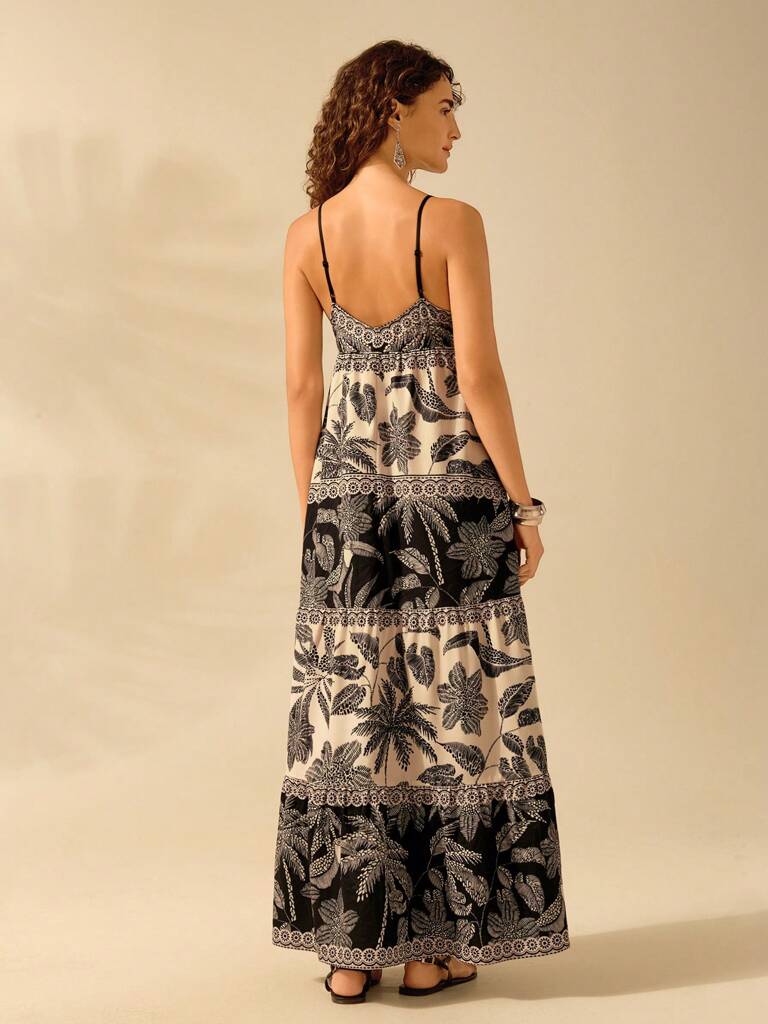 Vestido Longo Preto e Bege Estampa Tropical