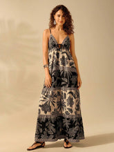 Vestido Longo Preto e Bege Estampa Tropical