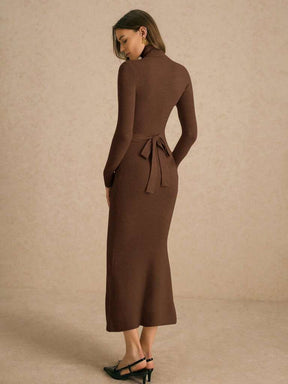 Vestido Midi de Tricô Gola Alta Marrom Thalitta