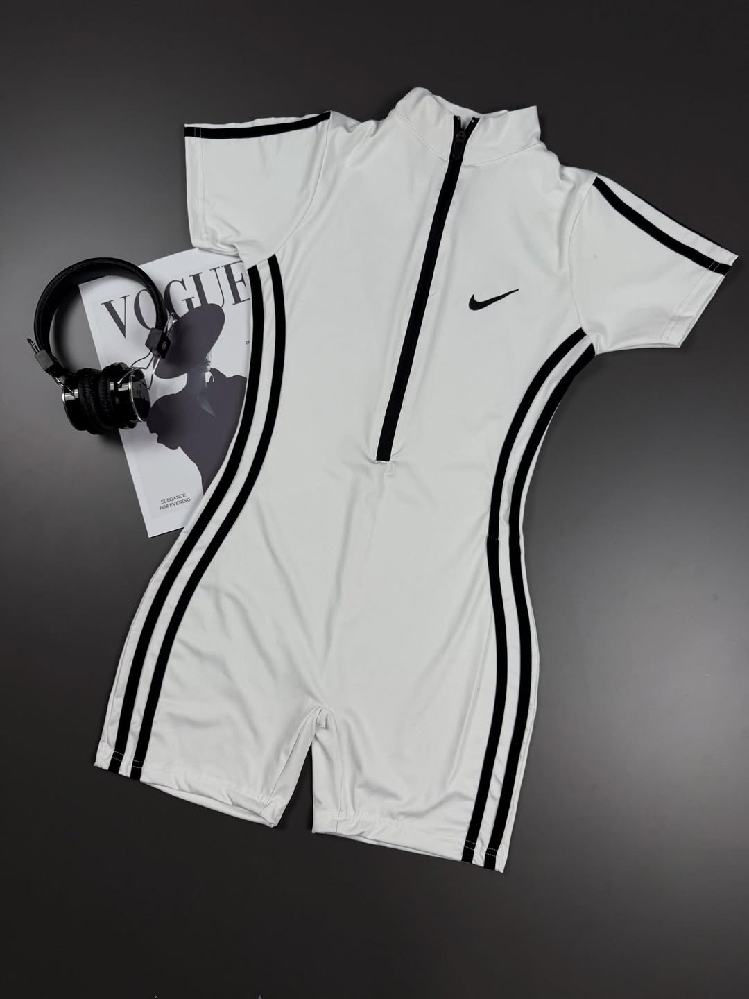 Macacão Curto Esportivo Feminino