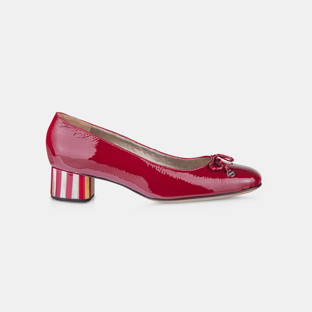 Scarpin Clássico Verniz Cereja