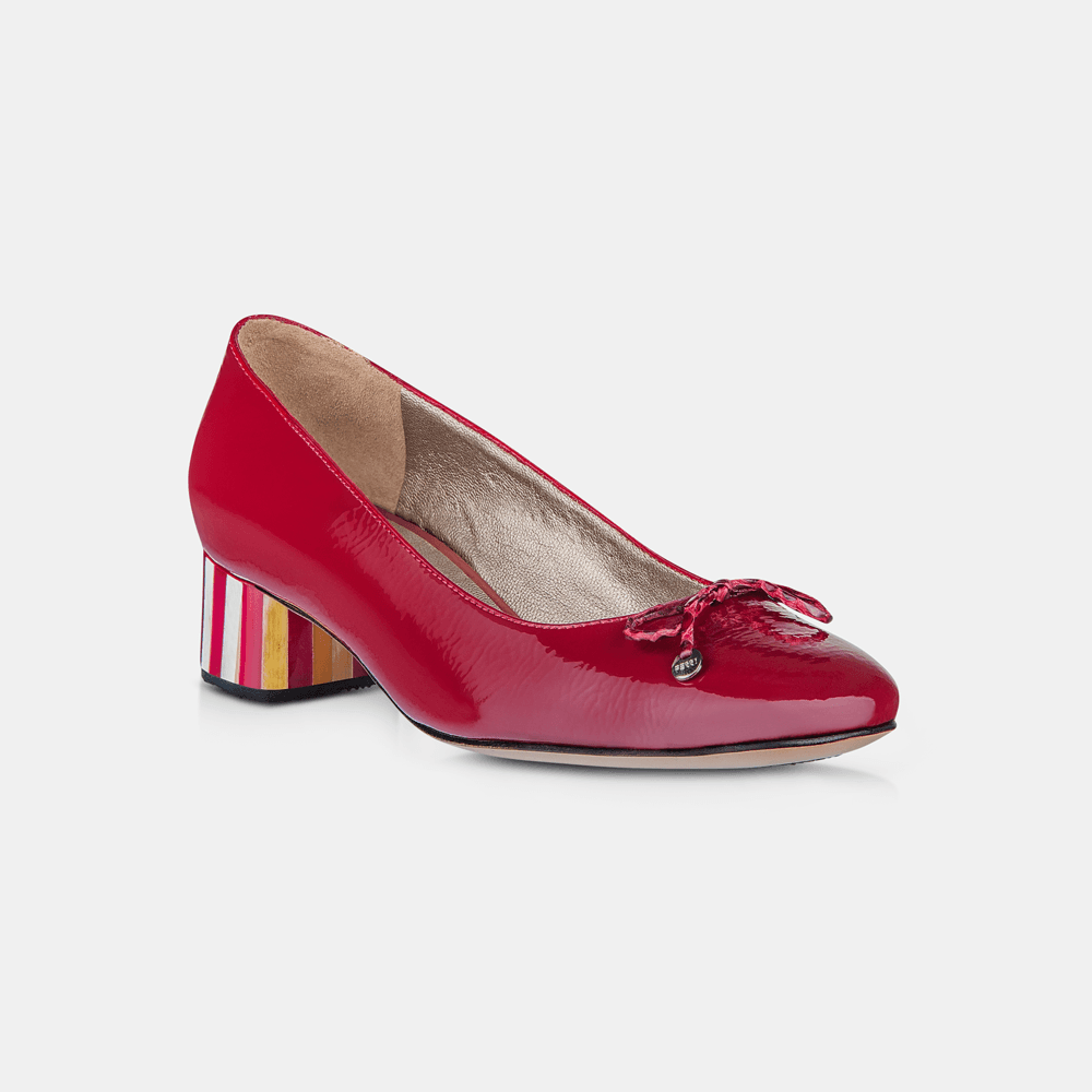 Scarpin Clássico Verniz Cereja